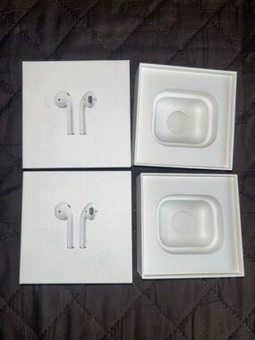 Apple White Earbuds Packaging Set with Inner Trays